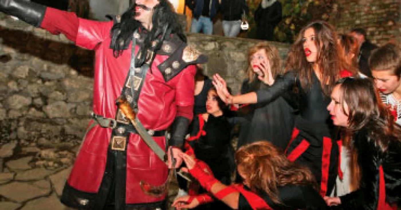 Dracula a petrecut  o noapte la Castelul Bran