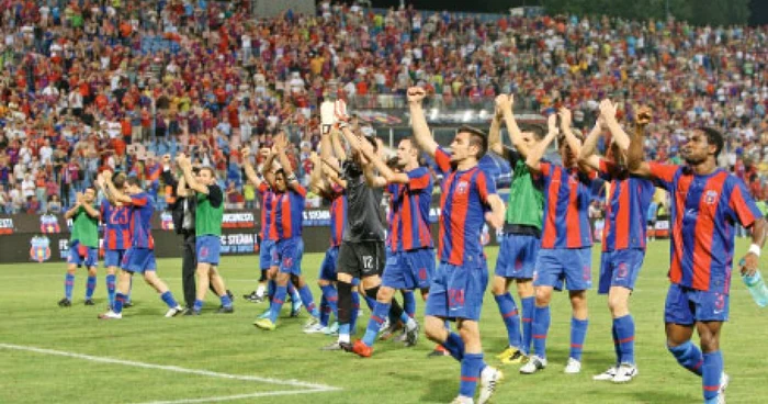 Steaua a avut, până acum, cea mai mare asistenţă (25.000 de spectatori) în prima etapă, cu Universitatea Craiova