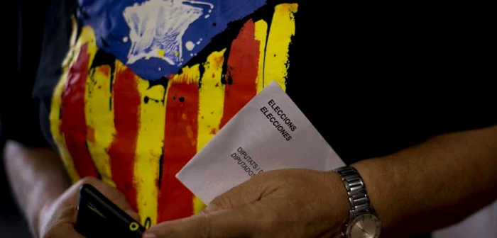 Catalanii ies la vot astăzi în cadrul unor alegeri regionale hotărâtoare pentru independenţa Cataloniei FOTO AP