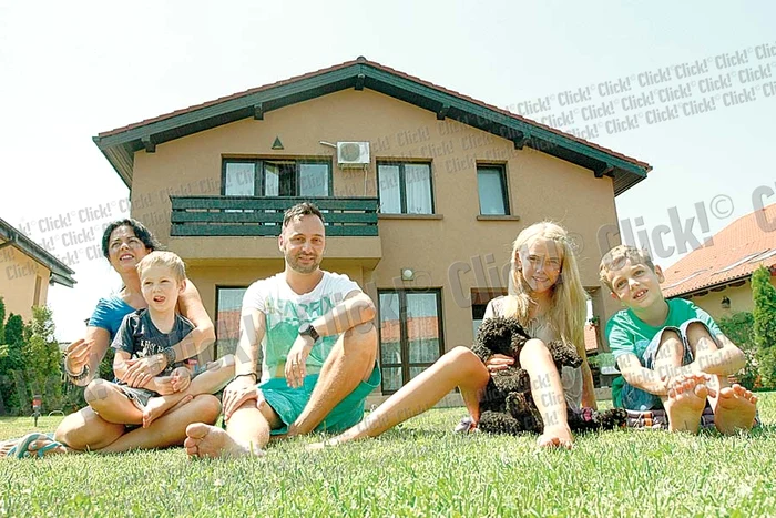 Soţia lui Ovi face turism dentar (Fotografii: Sever Gheorghe)