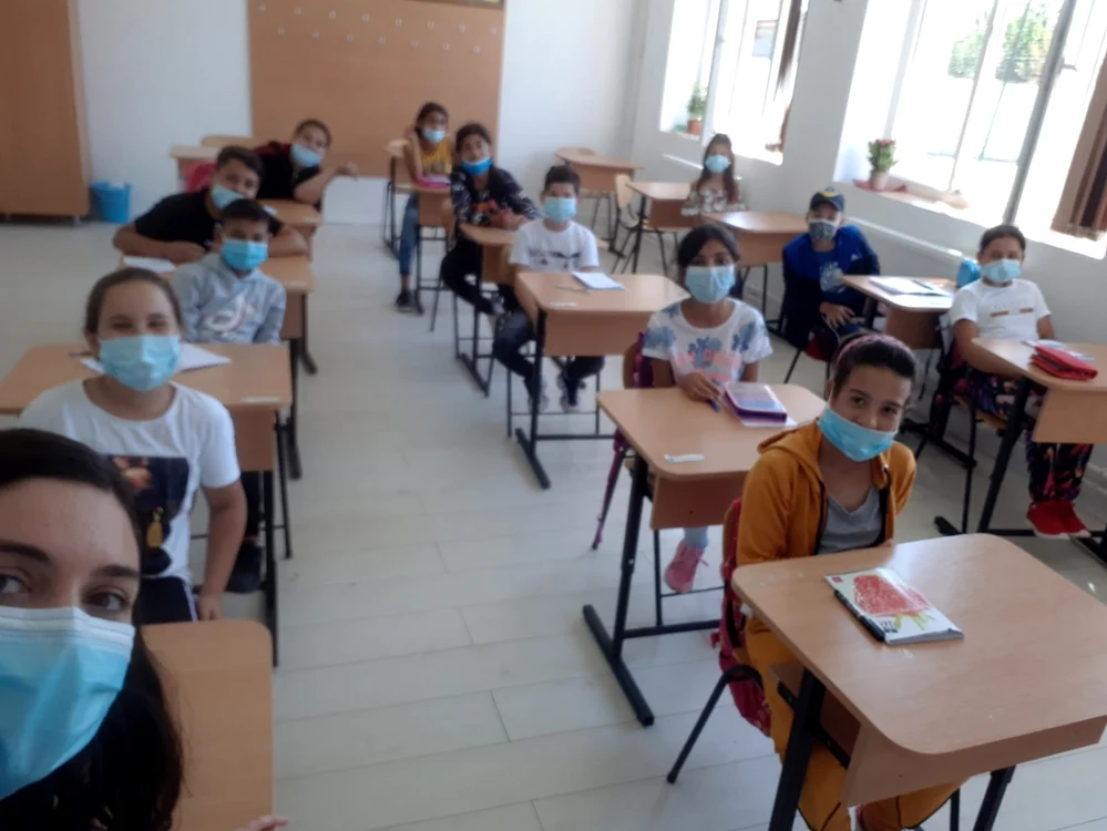 calarasi Alexandra Muscalu profa la scoala din Cernica FOTO Arh.pers.A.M.