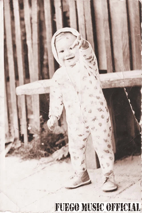 Solistul, la  vârsta de un an