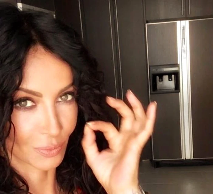 Mihaela Rădulescu vine mai des în România de când face parte din juruil "Românii au talent"