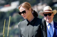 Charlene și Albert la redeschiderea grădinii exotice Monaco 13 jpg