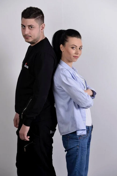 Cati și Răzvan au venit pe Insula Iubirii formând un cuplu 