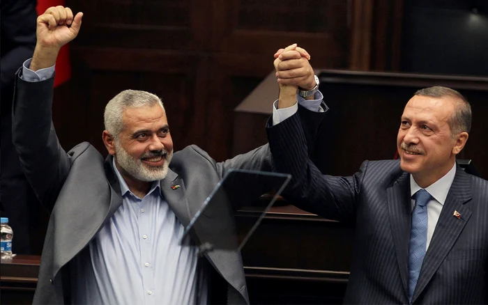 Lider al Hamas Ismail Haniyeh și Recep Tayyip Erdogan în Ankara, 2012. Sursa: Times of Israel