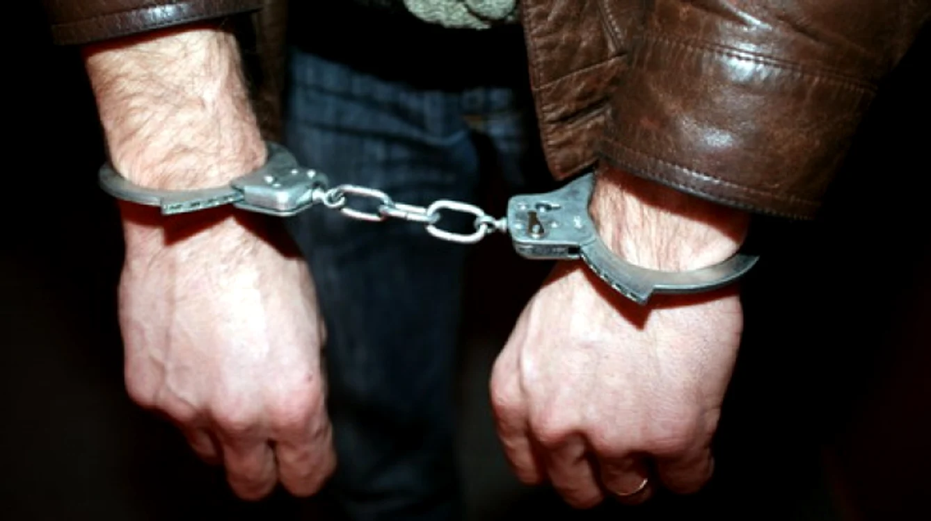 
    Fiul lui Cămătaru, condamnat la 7 ani şi 4 luni de inchisoare  