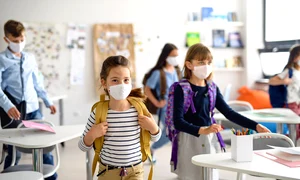 copii intra clasa shutter 0 jpeg