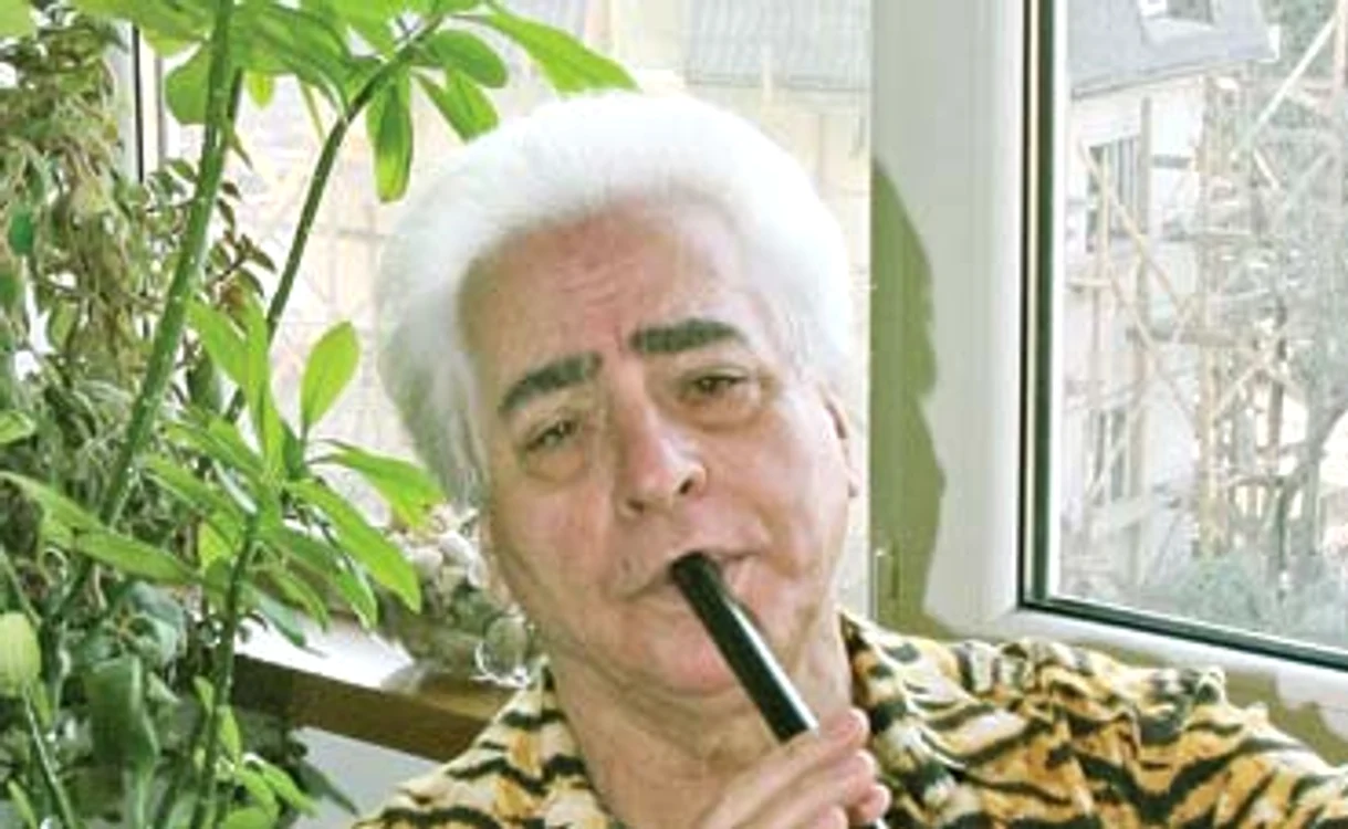 
    Ion Lăceanu i-a cântat  la fluier şi lui Kennedy  