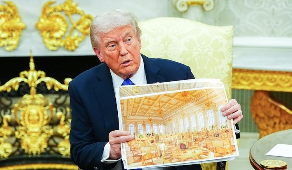 Donald Trump ar urma să boteze sala de bal care se construiește la Casa Albă cu numele său