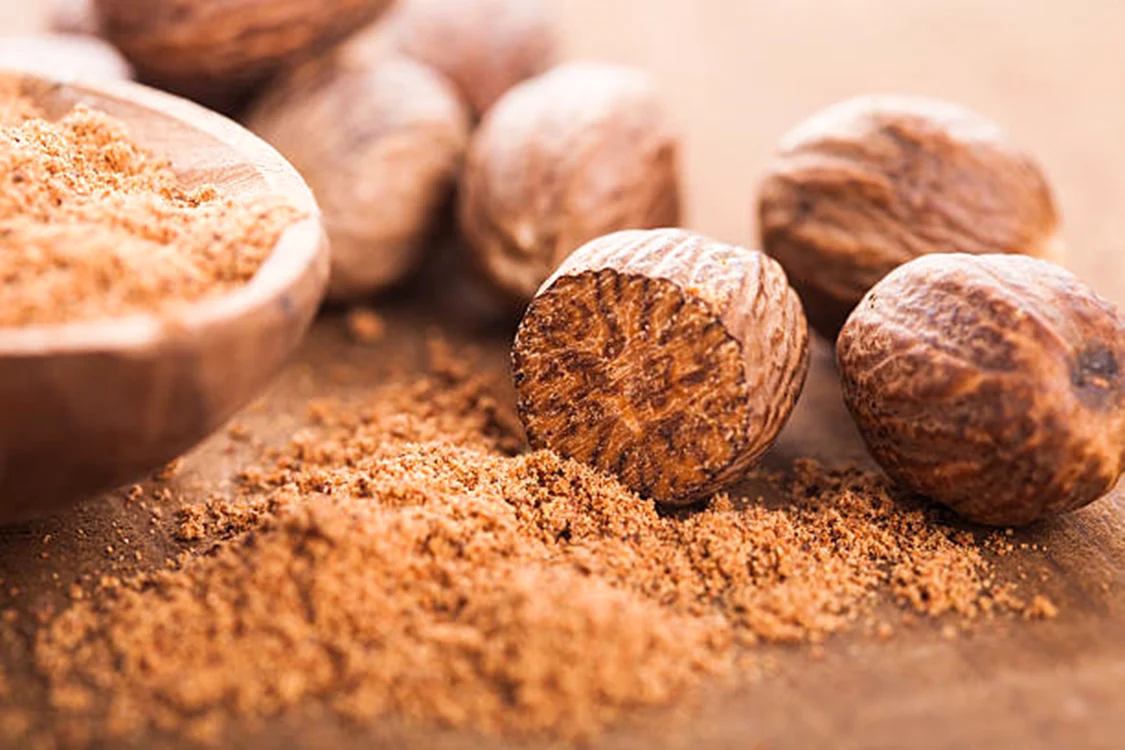 Nucșoara ne poate ajuta să dormim mai bine / foto: IStock