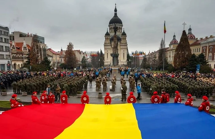 Episcopul ortodox Nicolae Ivan şi mitropolitul Bartolomeu Anania vor avea statui chiar lângă Catedrala Mitropolitană. FOTO: Facebook / Emil Boc