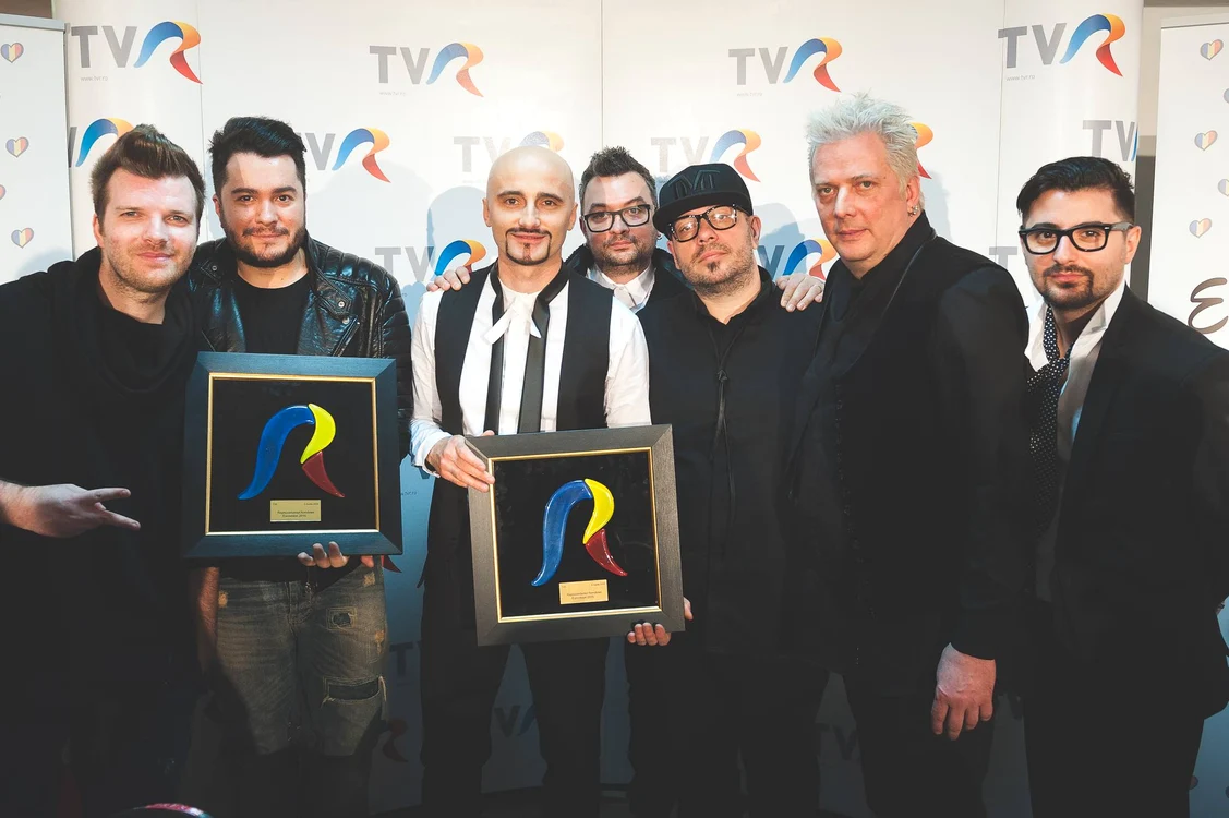 
    Trupa Voltaj va cânta piesa "De la capăt" în limba română cu refren în limba englezăFoto Arhivă Personală  