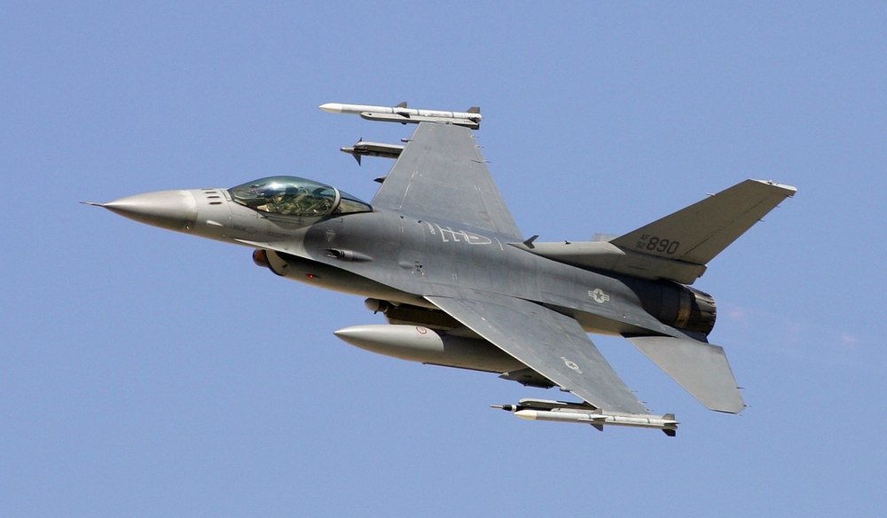 Ucraina se va confruntă cu multe provocări pentru a trimite F-16 în luptă, spun specialiștii