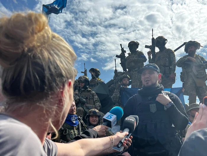 Combatanții anti-Putin în conferință de presă FOTO: Facebook Anna Gaarslev