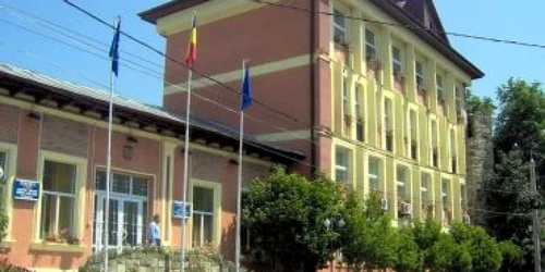 Neamţ: Primăria Piatra Neamţ premiată la întrunirea reprezentaţilor administraţiilor locale din ţară