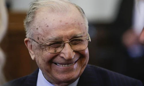 ion iliescu fost presedinte jpeg