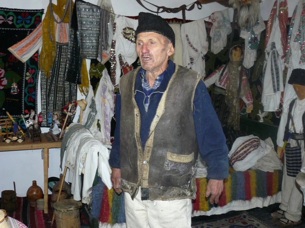 Costică Beşa a creat Muzeul "Rădăcina Vrancei"                         FOTO: Mihai Boicu
