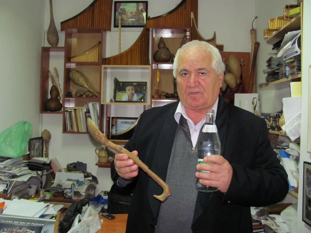 Maestrul gorjean transformă totul în instrument muzical