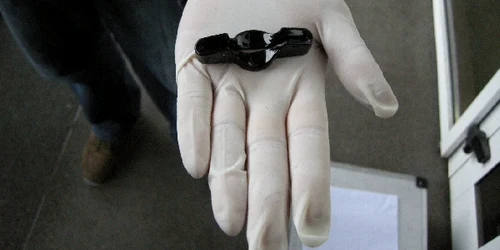 Dispozitivul folosit pentru clonat carduri