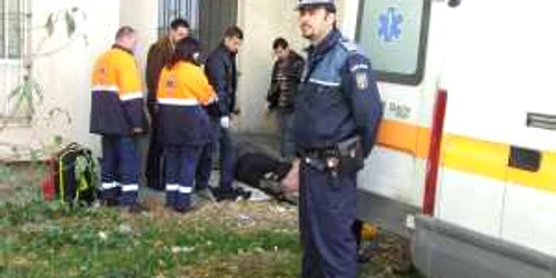  Bărbatul a fost găsit mort de oamenii din zonă