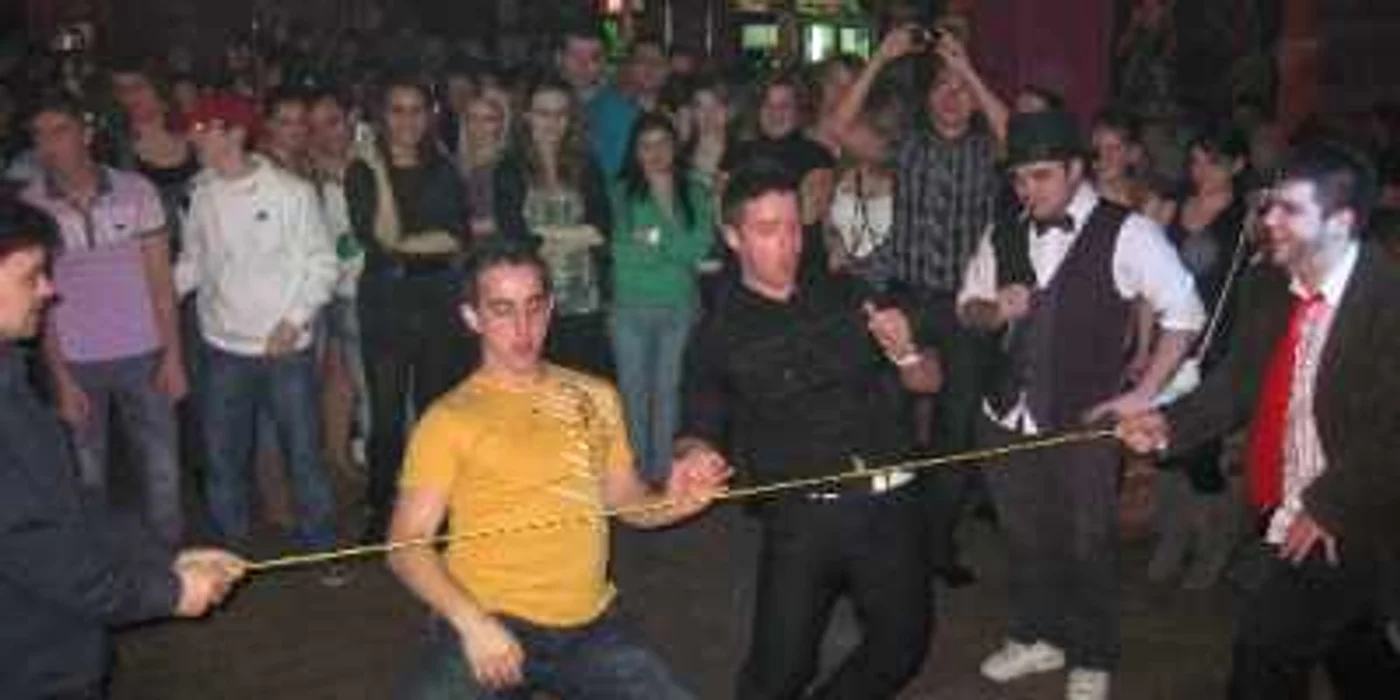 Tinerii s-au distrat pe cinste în clubul Jazz&Blues