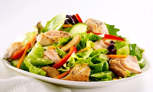 salata cu somon jpeg