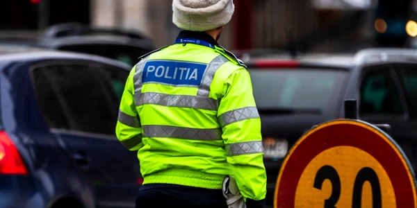 politia rutiera iarna foto shutterstock