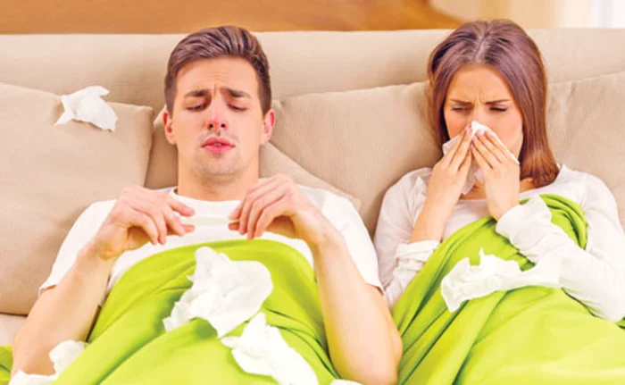 gripa simptome tratament vaccinare antigripala bolnavi in pat sufla nasul boala contagioasa febra jpeg