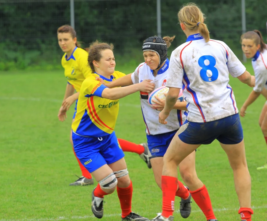 România (m) şi Moldova (f) au câştigat etapa bucureşteană a CE de rugby în 7