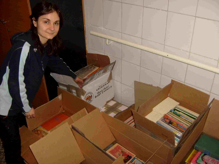 Cărţile donate vor ajunge la Bălţaţi Foto: Arhivă