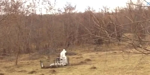 Batrana inmormantata in camp Arges bzi ro jpg