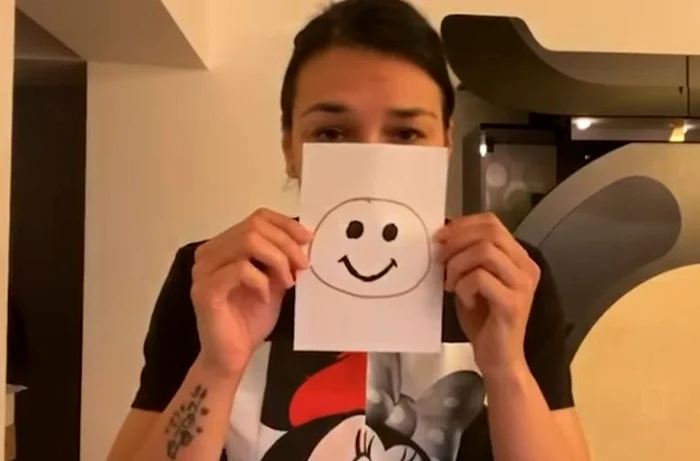 Cristina Neagu a interpretat perfect melodia lui SmileyFOTO: Captură Youtube