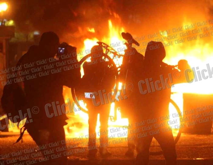 Tânăra din Dorohoi a ajuns la spital la Bucureşti după ce a fost cuprinsă de flăcări. (Foto arhivă)