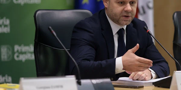 Ciprian Ciucu la Şedinţa Consiliului General al Municipiului Bucureşti FOTO Inquam / George Călin