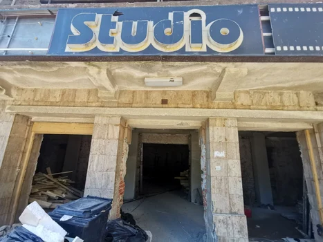 Lucrări la cinema Studio din Timişoara FOTO Ş.Both