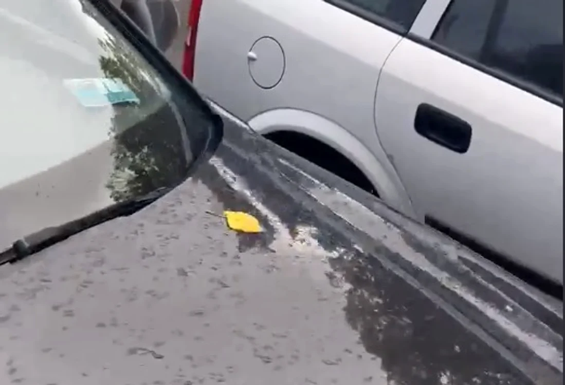 Mașinile au legitimații la vedere FOTO R.D.