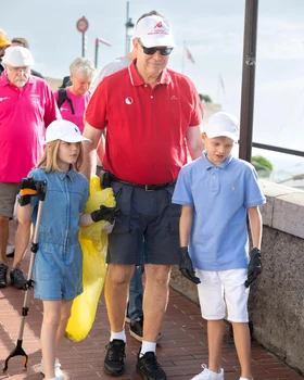 Prințul Albert, curățenie în Principat, alături de gemenii săi, Instagram