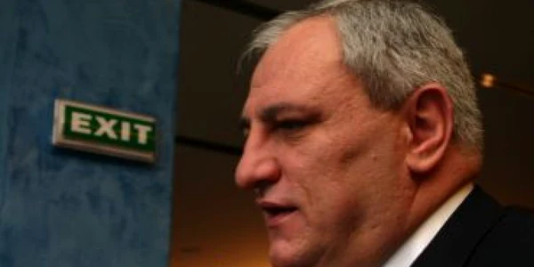 Tender disponibilizează până la finele anului aproximativ 500  de angajaţi