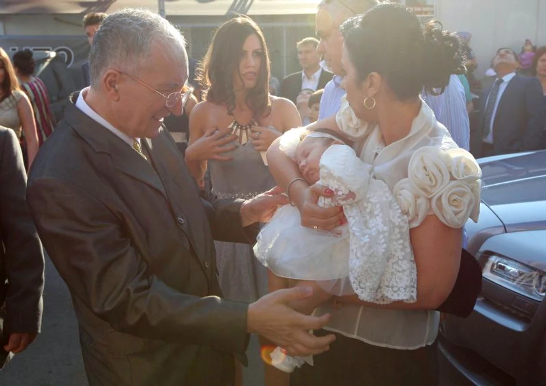 Soacra Andreei Tonciu este foarte mândră de noră şi de nepoată 