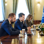 nicusor dan intalnire cu reprezentantii omv petrom 16 martie 2026 FOTO X/@NicusorDanRO