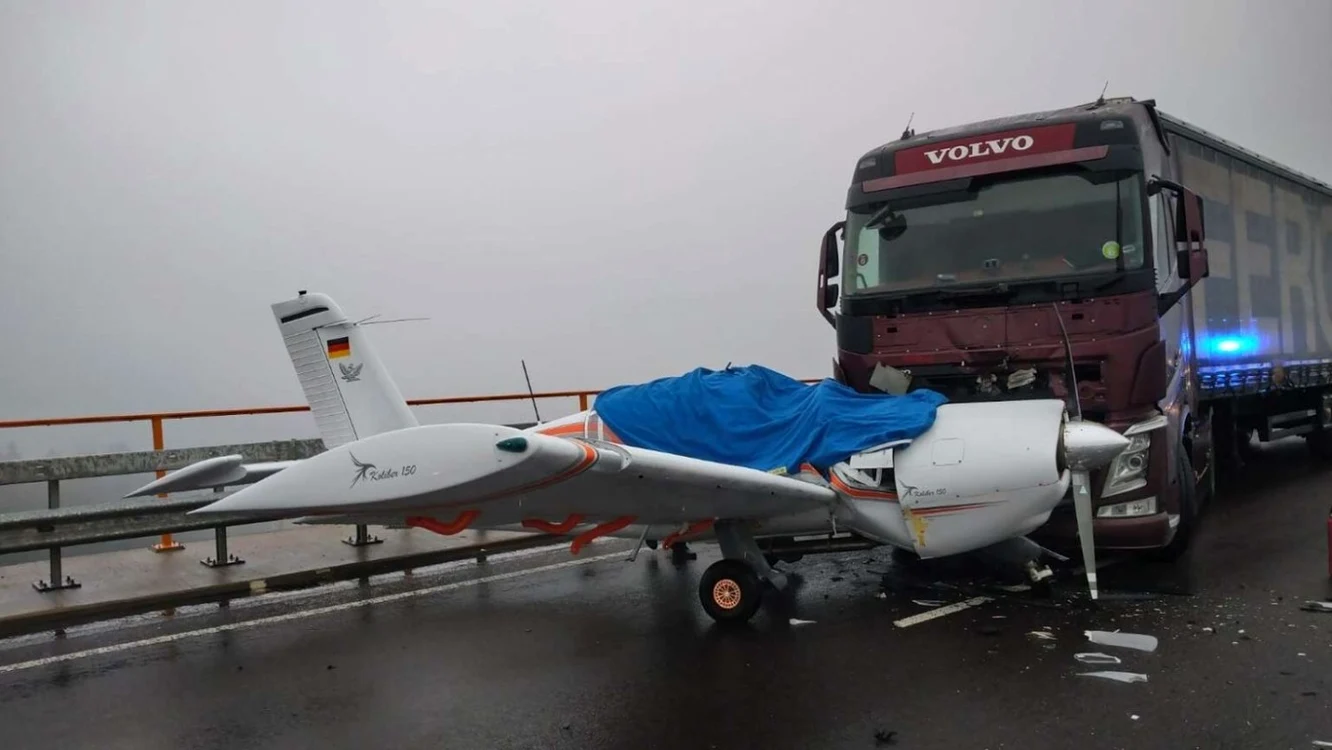 Accidentul de pe autostrada din Germania FOTO Polizeidirektion Pirmasens/dpa