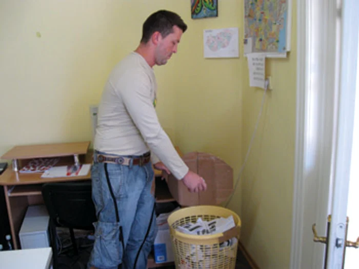 Oradea: SPECIAL/Reciclarea hârtiei este o afacere păguboasă