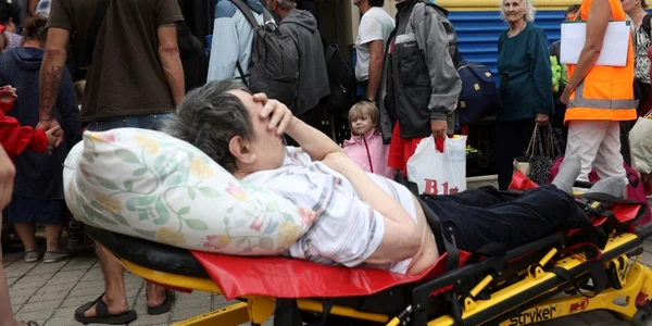 Locuitori evacuati din Donetk si Lugansk FOTO AFP 