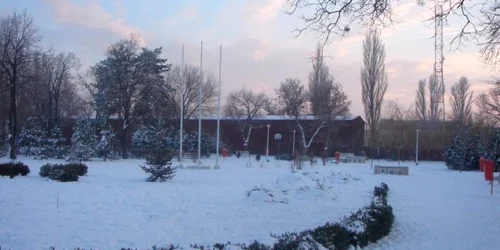 Parcul Libertăţii din Galaţi ascunde sub el un cimitir abandonat FOTO C Crângan