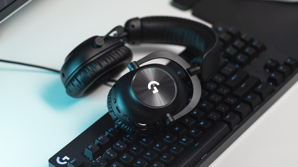 Logitech G prezintă cea mai nouă inovație din lumea eSports - Logitech G PRO X 2 LIGHTSPEED