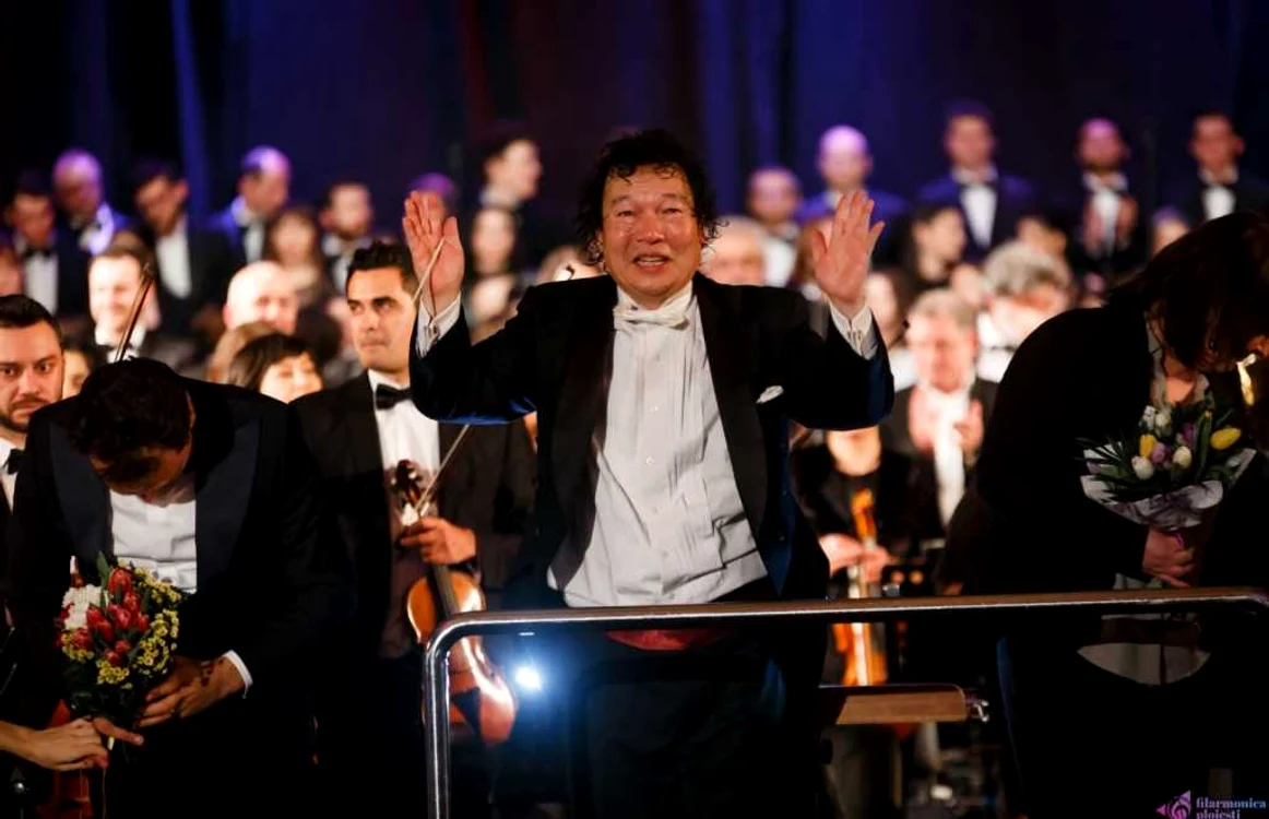 Jin Wang (Foto: © Filarmonica „Paul Constantinescu”, Ploieşti)