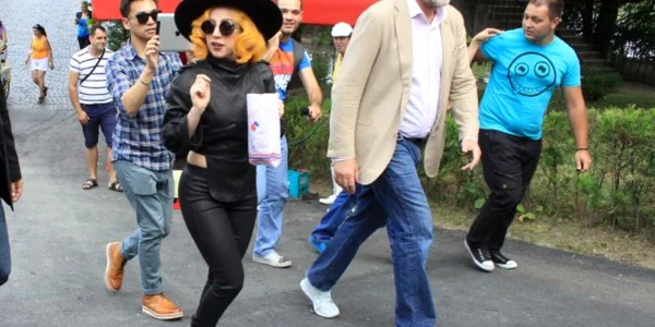 Lady Gaga, în parc