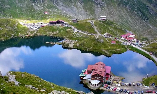 fagaras mountains lake jpg