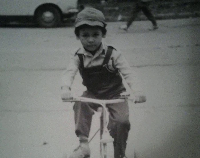 Cine e puștiul din poză?Foto: arhivă personală